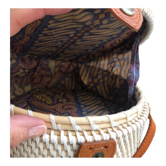 Yik Fung Round Rattan Cross‎ Body Beachy Boho Shoulder Handbag - Picture 5 of 11